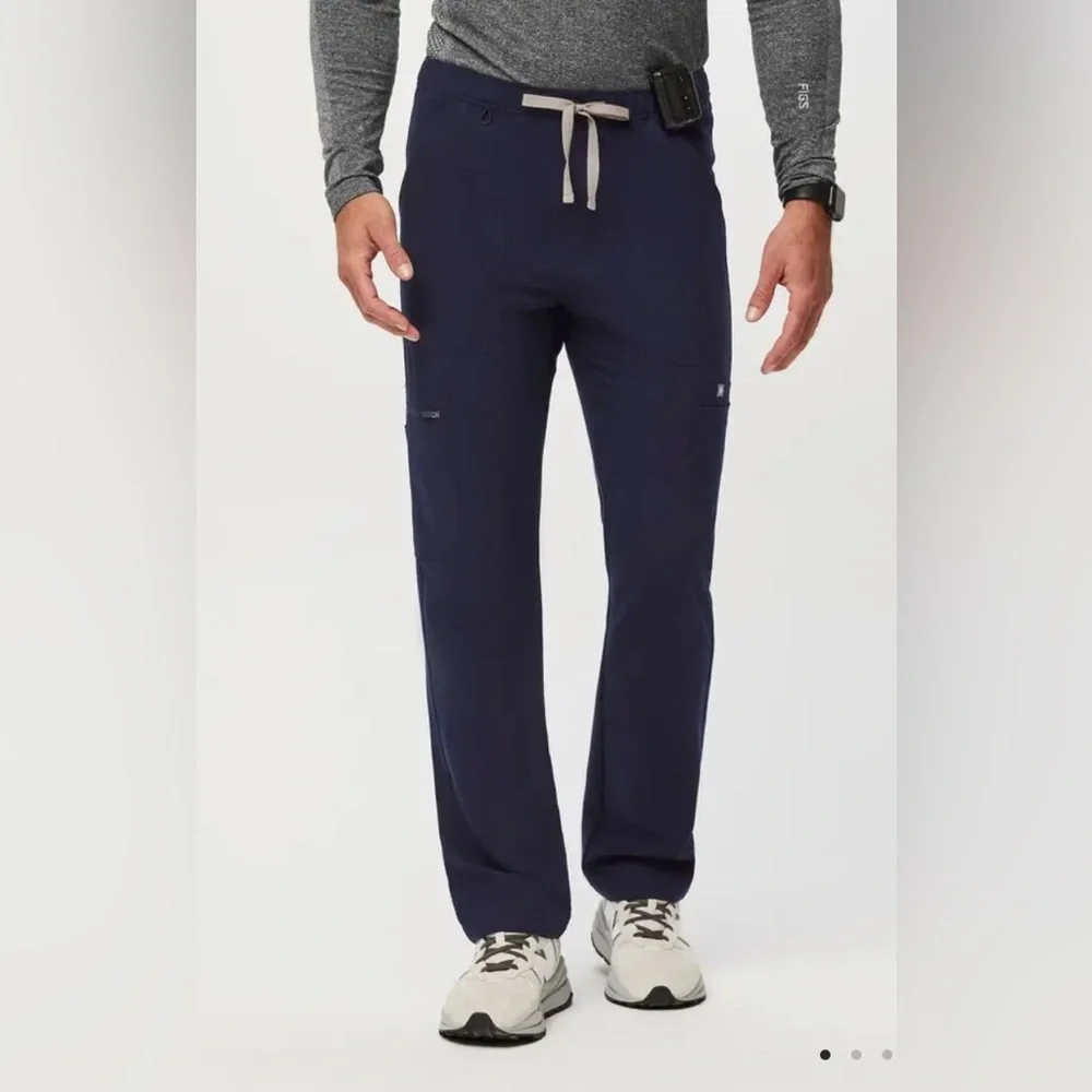 Figs Men’s Cairo Cargo Scrub Pants Navy Blue Size Medium
